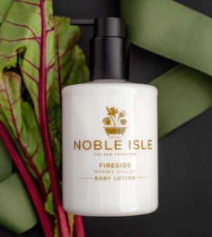 noble-isle-fireside-body-lotion-250ml