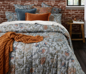 antonia-blue-ginger-king-bedspread-set