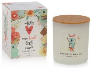 only-big-hearts-can-teach-little-minds-candle-330g
