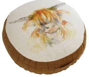 highland-cow-floorcushion-75cm-scottish-linenwool