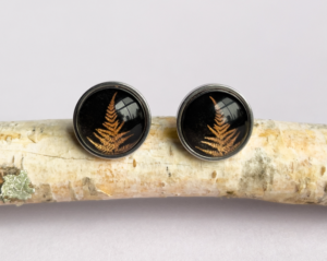 bronze-fern-stud-earrings-glass-stless-steel