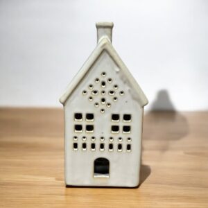 ceramic-medium-white-tealight-house-85x65x16h