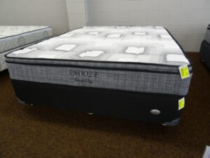 snooze-single-matt-and-base