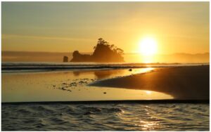 whangapoua-sunrise-960x595-nz-canvas-print