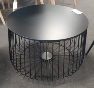 black-round-rib-coffee-table-600x390h
