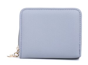 textured-grey-card-holder