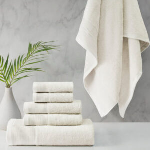 Bath & Beach Towels