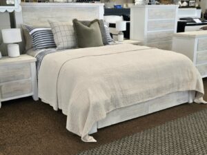 Kalan Display Bed