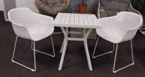 Daffodil White Chat Set + 2 Lilac Chairs