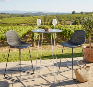Tide White Outdoor Bar Table Set 2 Gardenia Stools