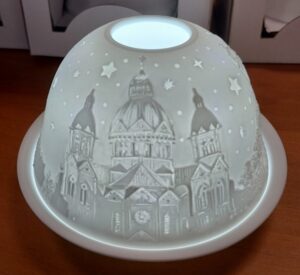 Munich Germany Porcelain Dome 12X8Cm