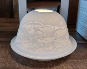 Winter Village Porcelain Dome 12X8Cm