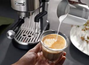 Delonghi Dedica Maestro Plus Pump Coffee Machine