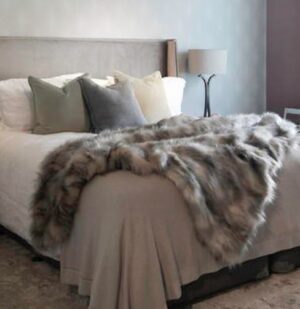 Heirloom Mountain Hare Acrylic Throw 150X180Cm
