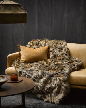 Heirloom Red Fox Acrylic Throw 150X180Cm