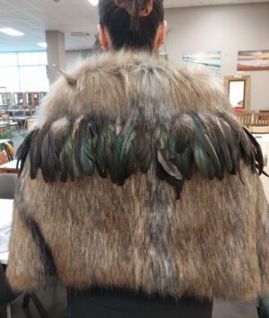 Korowai Kahurangi Black Feather Half Length 100X50