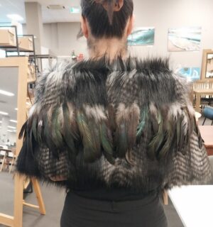 Korowai Black Ruru Blk Feathers 1/4 Length 160X30C