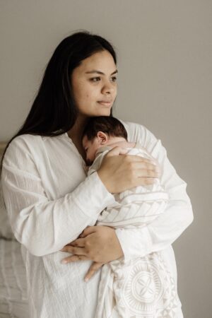 Bo & Ko Baby Polynesian Pepe Wrap Mocha 120X120Cm