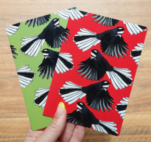 Fantail Piwakawaka 1 Red 1 Green Greeting Card Set