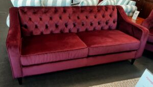 London Button Back 3 Seater Deluxe Vino 1910X830X8