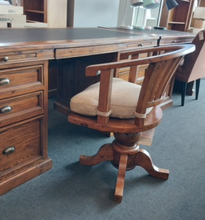 Irish Coast Rotating Office Chair 600X830H