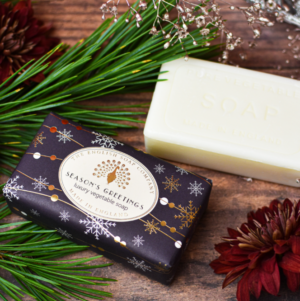 Seasons Greetings Christmas 190G Soap
