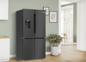 Bosch Fridge Freezer Black S/S 183Hx90.5Wx66Dcm