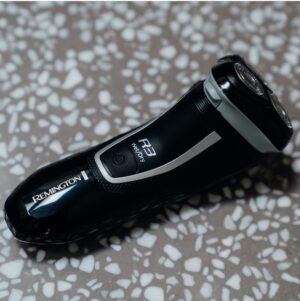 Remington Duracut Series R3 Rechargable Shaver