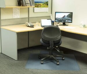 Desk Chair Mat 10Mm Rubber W Spikes 120X90Cm